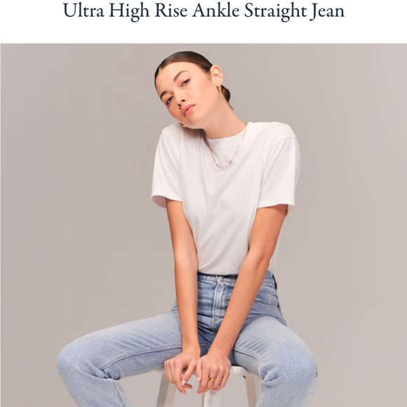 Abercrombie Ultra High Rise Ankle Straight - Picture 4 of 4